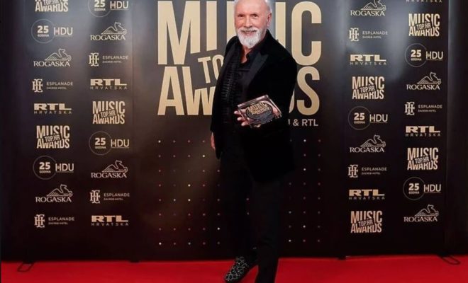 Dino Merlin Hrvatski music awards